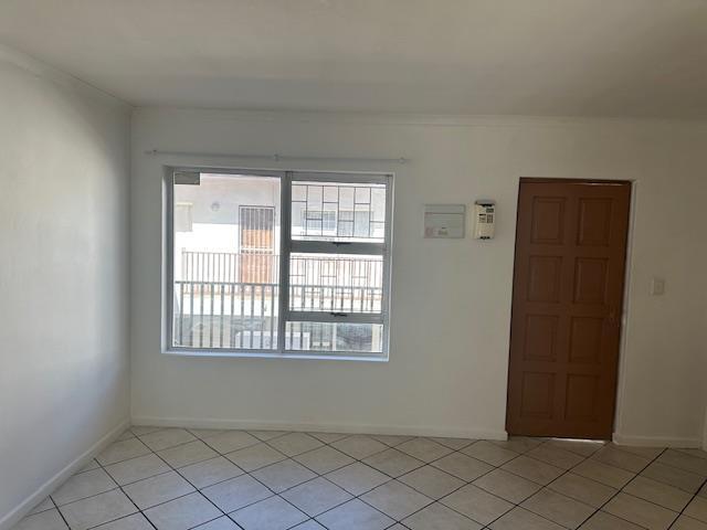 To Let 1 Bedroom Property for Rent in Casablanca Western Cape